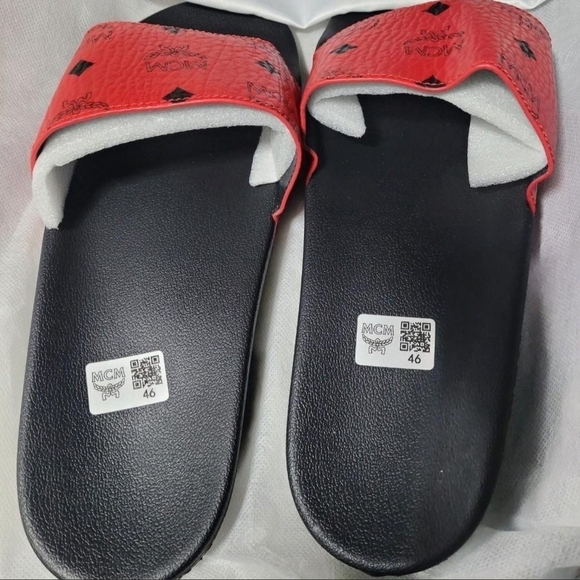 MCM Red and Black Logo Slides - Picture 12 of 16